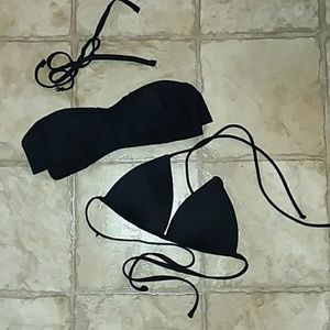 Strapless bikini top w/ strap and black bikini top